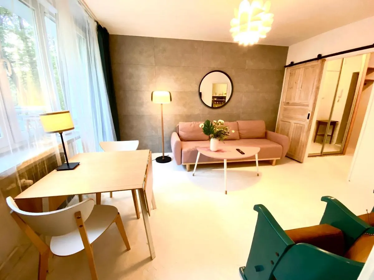 Kinowa Apartment وارسو 0*,