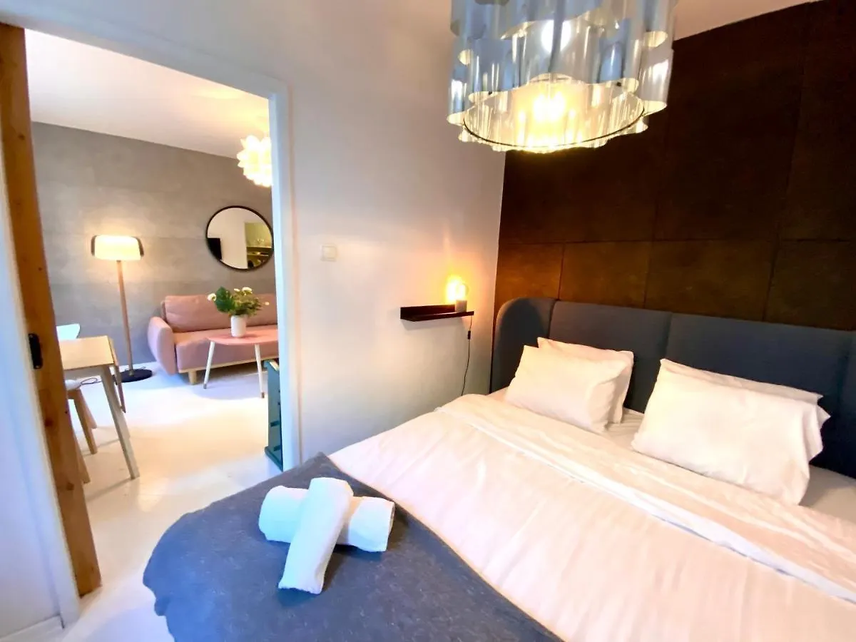 Kinowa Apartment وارسو